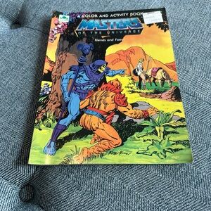 VTG MOTU Masters of the Universe Color and Activity Book "Friends and Foes" 1984
